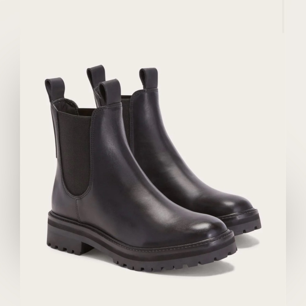 Everlane The Lug Chelsea Boot